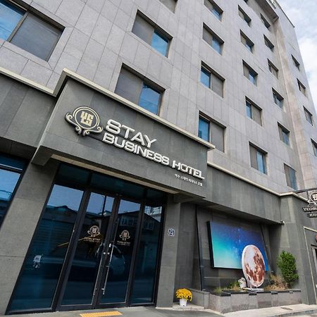 Yeosu Stay Hotel Exterior foto