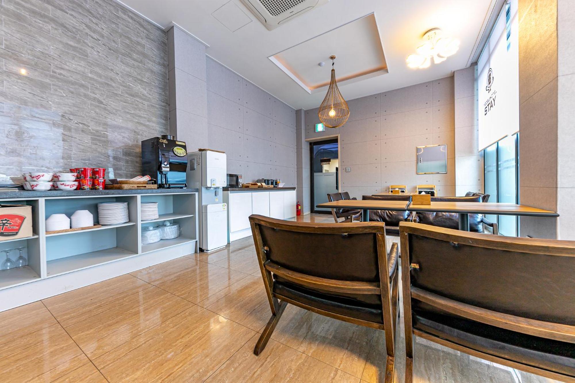 Yeosu Stay Hotel Exterior foto
